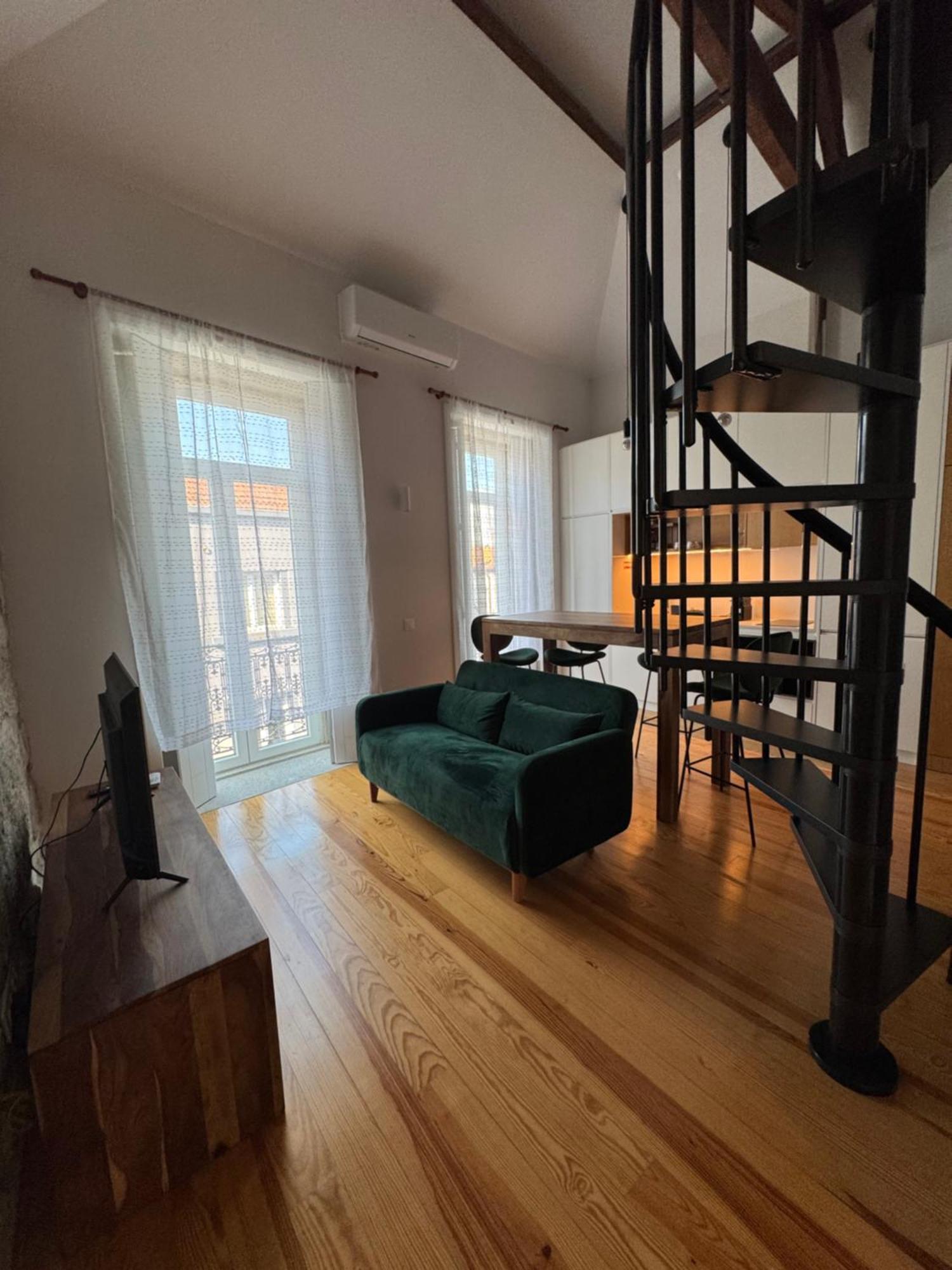 Porto Suites Apartment